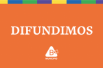 Placa de difusión: sobre fondo naranjo se puede leer "Difundimos", también aparece el logo del Municipio B 