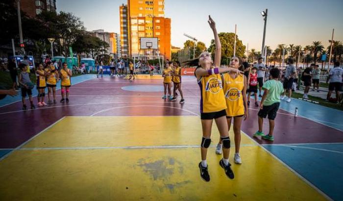 Están abiertas las inscripciones para el torneo Jr. NBA Montevideo 2023, dedicado a adolescentes de todos los municipios.