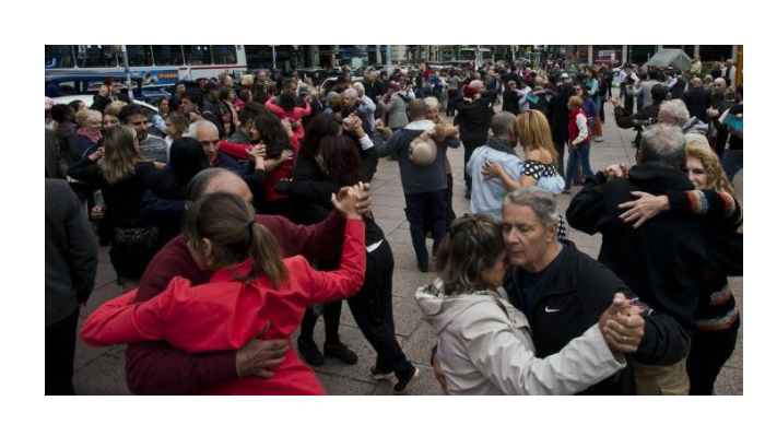 Peña de tango en Barrio Sur 